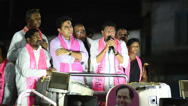  టీఆర్ఎస్ పార్టీ పై ఆర్టీసి సమ్మె ప్రభావం.. ప్రజలను ఒప్పించడం కష్టమే.. 