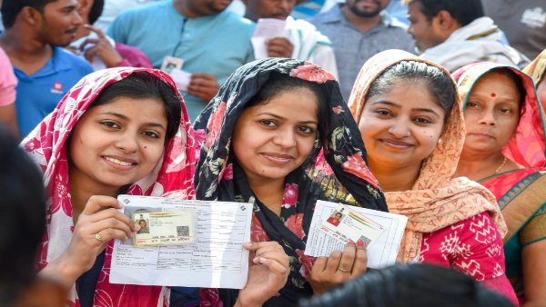 మహారాష్ట్ర ఎన్నికల దెబ్బ ?