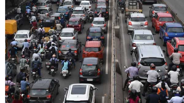 సికింద్రాబాద్ - పంజాగుట్ట మార్గంలో ఫుల్లుగా ట్రాఫిక్ జామ్