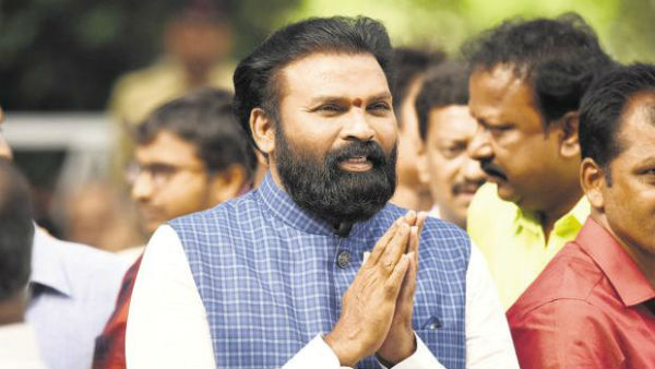 చిత్రదుర్గలో ఎంట్రీ ! చిత్రదుర్గలో ఎంట్రీ !