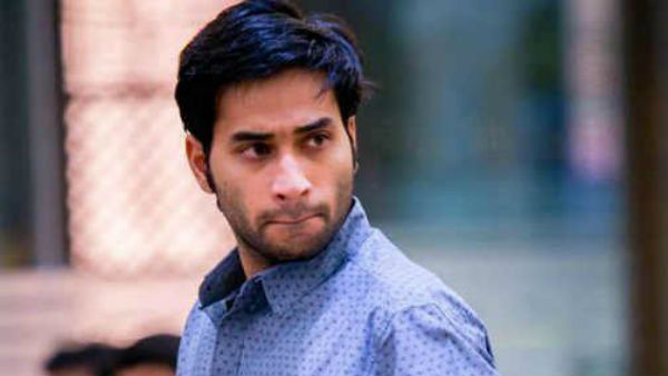 టిడిపి నేత గద్దె రామ్మోహన్ కు చెక్ పెట్టాలనే రంగంలోకి అవినాష్ 