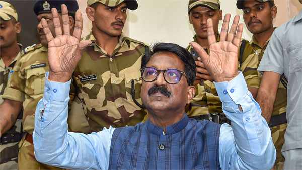 మరాఠీయుడికే అదనపు బాధ్యతలు..
