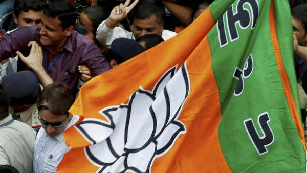 బీజేపీ సెల్ఫ్ గోల్...