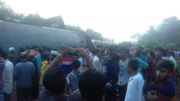 16 passengers killed as two trains collide in Bangladesh 