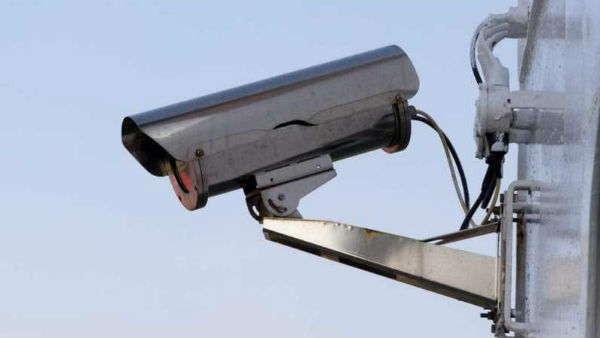 సీసీ టీవీ ఫుటేజ్ ల ఆధారంగా సవతి తల్లి గుట్టు రట్టు 