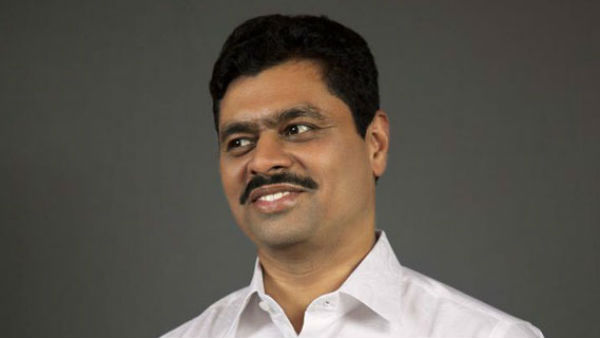 దుబాయ్ లో కుమారుడి నిశ్చితార్ధం