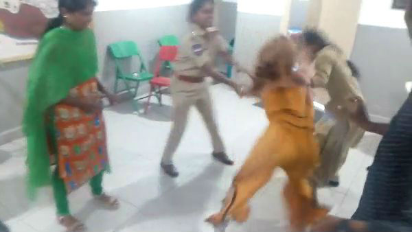 In Drugs intoxication a young woman attacked and warned Banjarahills police 