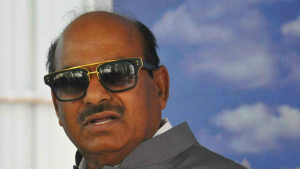 2011లో పిటిషన్..