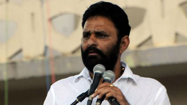 రాష్ట్రాన్ని ఏమైనా మీకు రాసిచ్చారా అంటూ ఎమ్మెల్సీ బీద రవిచంద్ర ఆగ్రహం 