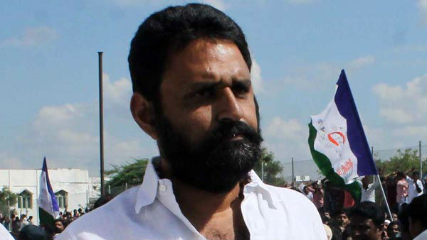 తిరుమల నియమావళిని ఎవరూ అతిక్రమించకూడదని హిందూ సంఘాల ఆగ్రహం 