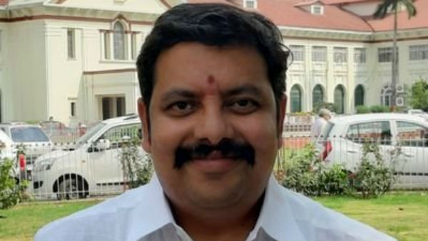 దశాబ్దాలుగా ఆయా కోర్టులు ఇచ్చిన తీర్పులు సేకరణ దశాబ్దాలుగా ఆయా కోర్టులు ఇచ్చిన తీర్పులు సేకరణ