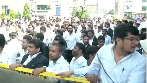 ఆందోళనబాట