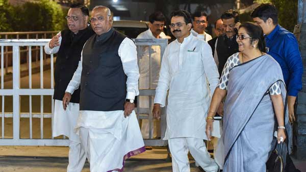 కోర్ గ్రూప్ భేటీ తరువాతైనా..