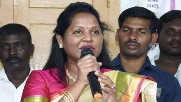 కావాలనే టార్గెట్ చేస్తున్నారని శ్రీదేవి ఆగ్రహం