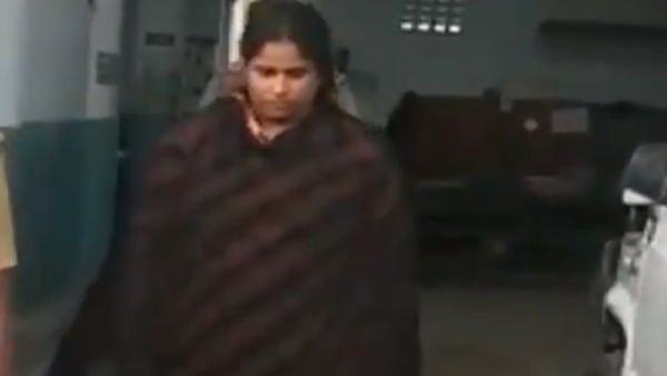 పోలీసు కేసు పెట్టిన సరస్వతి పోలీసు కేసు పెట్టిన సరస్వతి