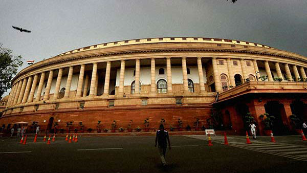 అఖిలపక్షంతో ఆదివారం భేటీ అయిన ప్రధాని మోడీ అఖిలపక్షంతో ఆదివారం భేటీ అయిన ప్రధాని మోడీ