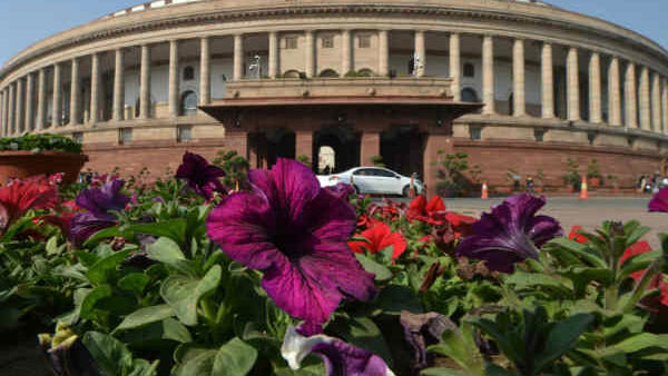 అస్త్రాలతో సిద్ధమైన ప్రతిపక్షాలు అస్త్రాలతో సిద్ధమైన ప్రతిపక్షాలు