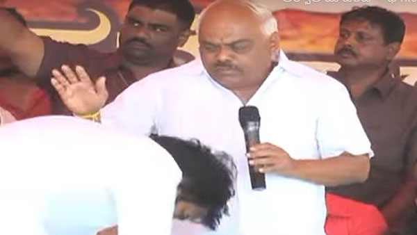 సరిహద్దు గ్రామంలో పవన్ కల్యాణ్..