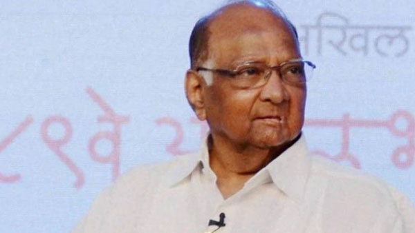 మహా రాజకీయాల్లో అజిత్ , శరద్ ల ట్వీట్ వార్