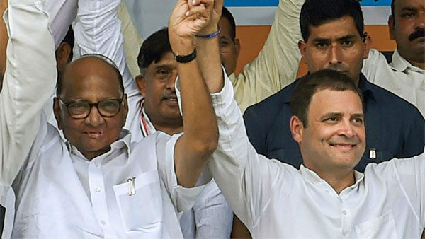 మహారాష్ట్రలో కొనసాగుతున్న ప్రతిష్టంభన.. కాంగ్రెస్, ఎన్సీపీతో శివసేన మంతనాలు..