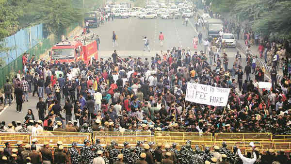  సహకరించండి