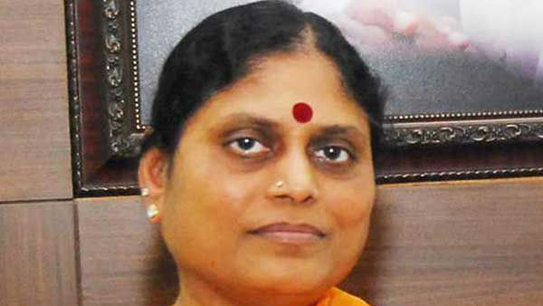 వార్షిక రిటర్నులు సమర్పించలేదని.. వార్షిక రిటర్నులు సమర్పించలేదని..