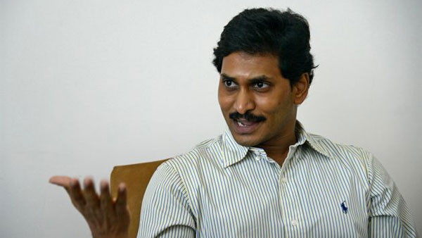 సీఎం హోదాలో కోర్టుకు రావాలంటే 60 లక్షల రూపాయలు ఖర్చవుతుందన్న జగన్