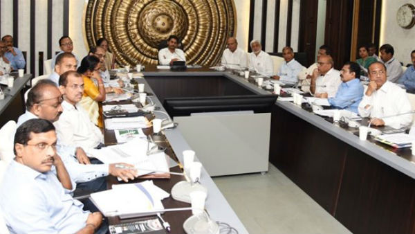 పాలన మీద ప్రజాభిప్రాయం కోరుదాం.. పాలన మీద ప్రజాభిప్రాయం కోరుదాం..