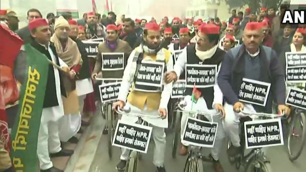 Samajwadi Party Chief Akhilesh Yadav flags off a cycle march of party MLAs against CAA, NRC and NPR Samajwadi Party Chief Akhilesh Yadav flags off a cycle march of party MLAs against CAA, NRC and NPR