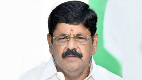 ఆనంకు సాయి రెడ్డి చెక్ పెట్టారా.. ఆనంకు సాయి రెడ్డి చెక్ పెట్టారా..