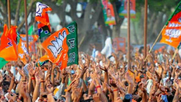 ఎమ్మెల్యేలకు యూనియన్లుండాలి... !