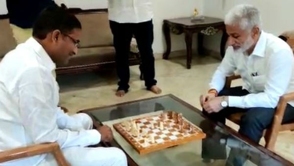 నెల్లూరు జిల్లా కేంద్రంగా కొత్త సమీకరణాలు నెల్లూరు జిల్లా కేంద్రంగా కొత్త సమీకరణాలు