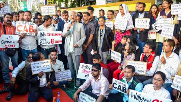 ఐదువేల మంది సైన్యం తరలింపు