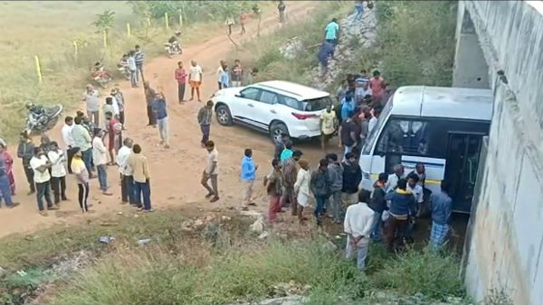  రహస్య ప్రాంతంలో..
