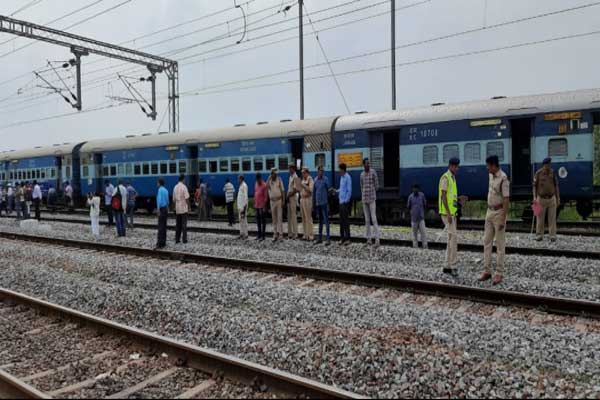 Express train between Tirupati and Shirdi was derailed at Railway Kodur Station in Kadapa district, no casualties reported
