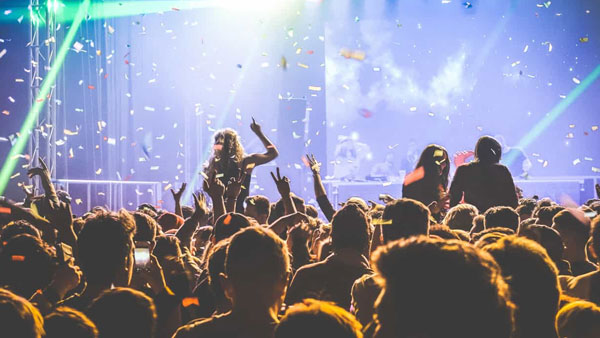 ఇవే నిబంధనలు ఇవే నిబంధనలు