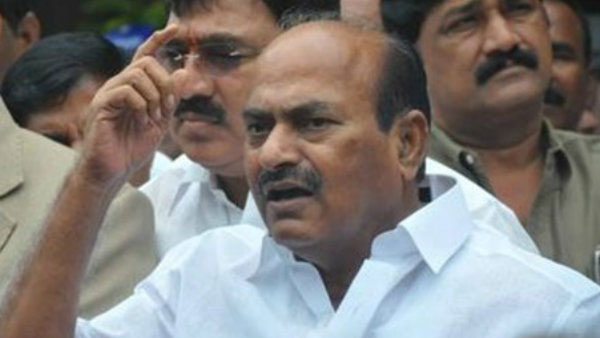 జేసీపై క్రిమినల్ కేసు నమోదు చెయ్యాలన్న పోలీసు అధికారుల సంఘం