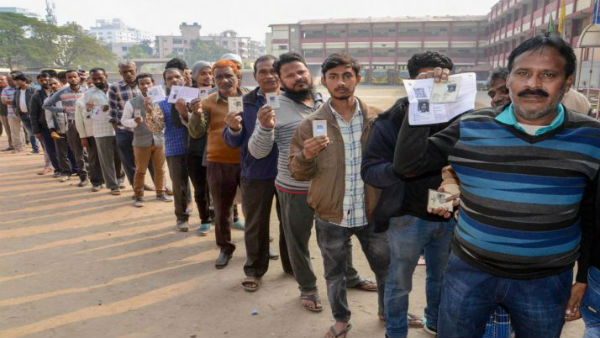 1 గంట వరకు 44.74 శాతం పోలింగ్