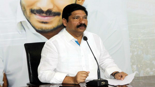 కేంద్రం పైన అవిశ్వాసం పెట్టింది జగన్..