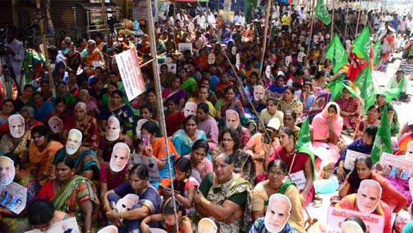 ఉదయం 8.30 గంటలకు ఉదయం 8.30 గంటలకు