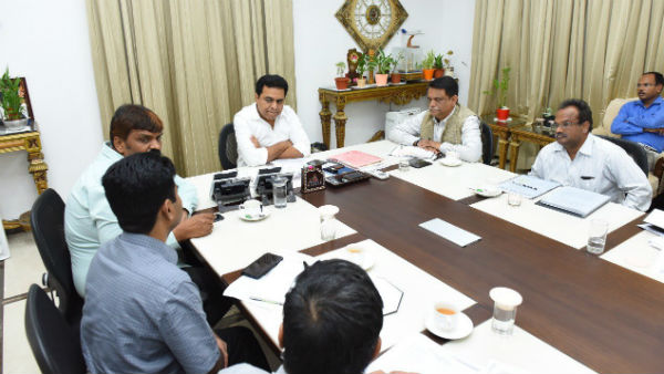 జనం కూడా జాగ్రత్తగా ఉండాలి జనం కూడా జాగ్రత్తగా ఉండాలి