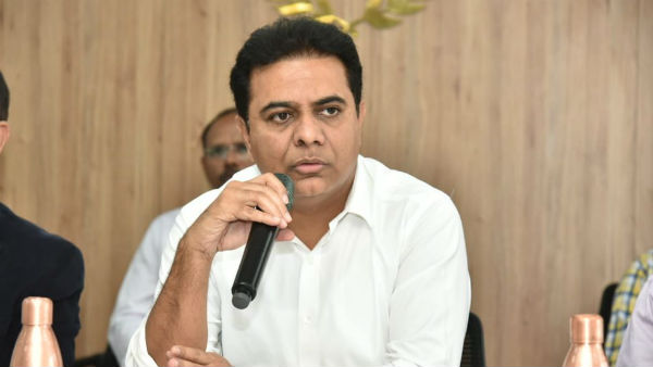  రాష్ట్ర కమిటీ సభ్యులతో భేటీ అయిన కేటీఆర్ 