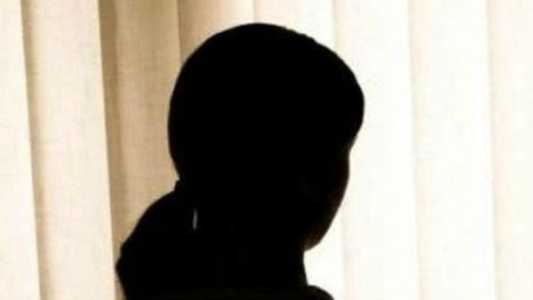 విద్యార్థిని ఆత్మహత్యాయత్నం ? 