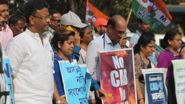 తన మృతదేహం మీద.. 