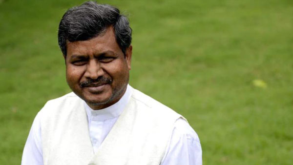 హైకమాండ్ ఆదేశాలతో..