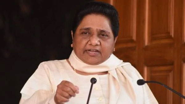 మాయావతి ఆగ్రహం.. ఆ ఎమ్మెల్యేపై వేటు