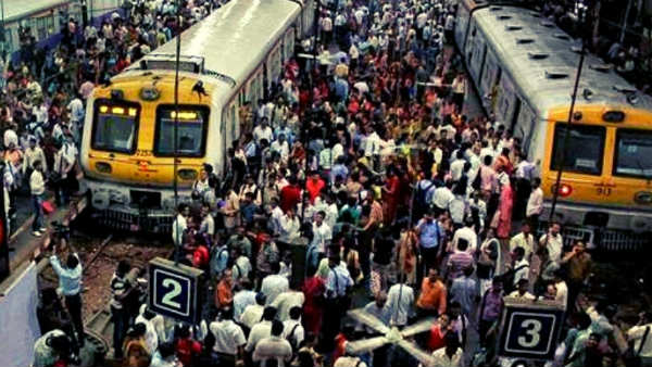 విపరీతమైన రద్దీతో...