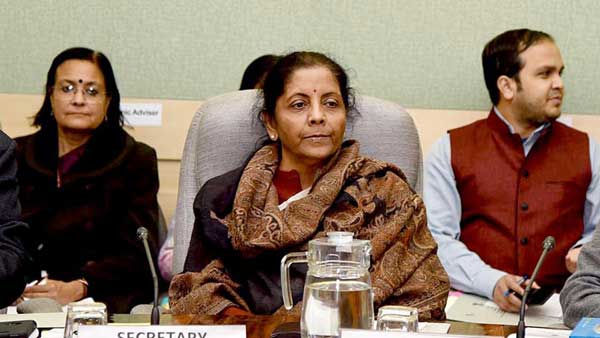 ఆదాయాన్ని పెంచేందుకు కొన్ని వస్తువులపై పన్నులు పెంచే యోచన