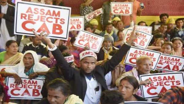 ఇప్పటికే అసోంలో నిలిచిపోయిన ఇంటర్నెట్ సేవలు ఇప్పటికే అసోంలో నిలిచిపోయిన ఇంటర్నెట్ సేవలు