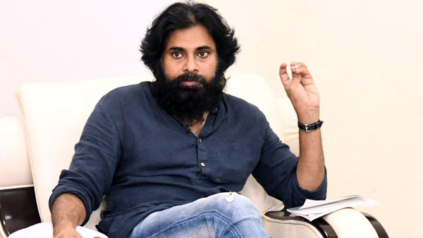 మూడు పెళ్ళిళ్ళు ఓకే కానీ మూడు రాజధానులు వద్దా అంటూ విమర్శలు